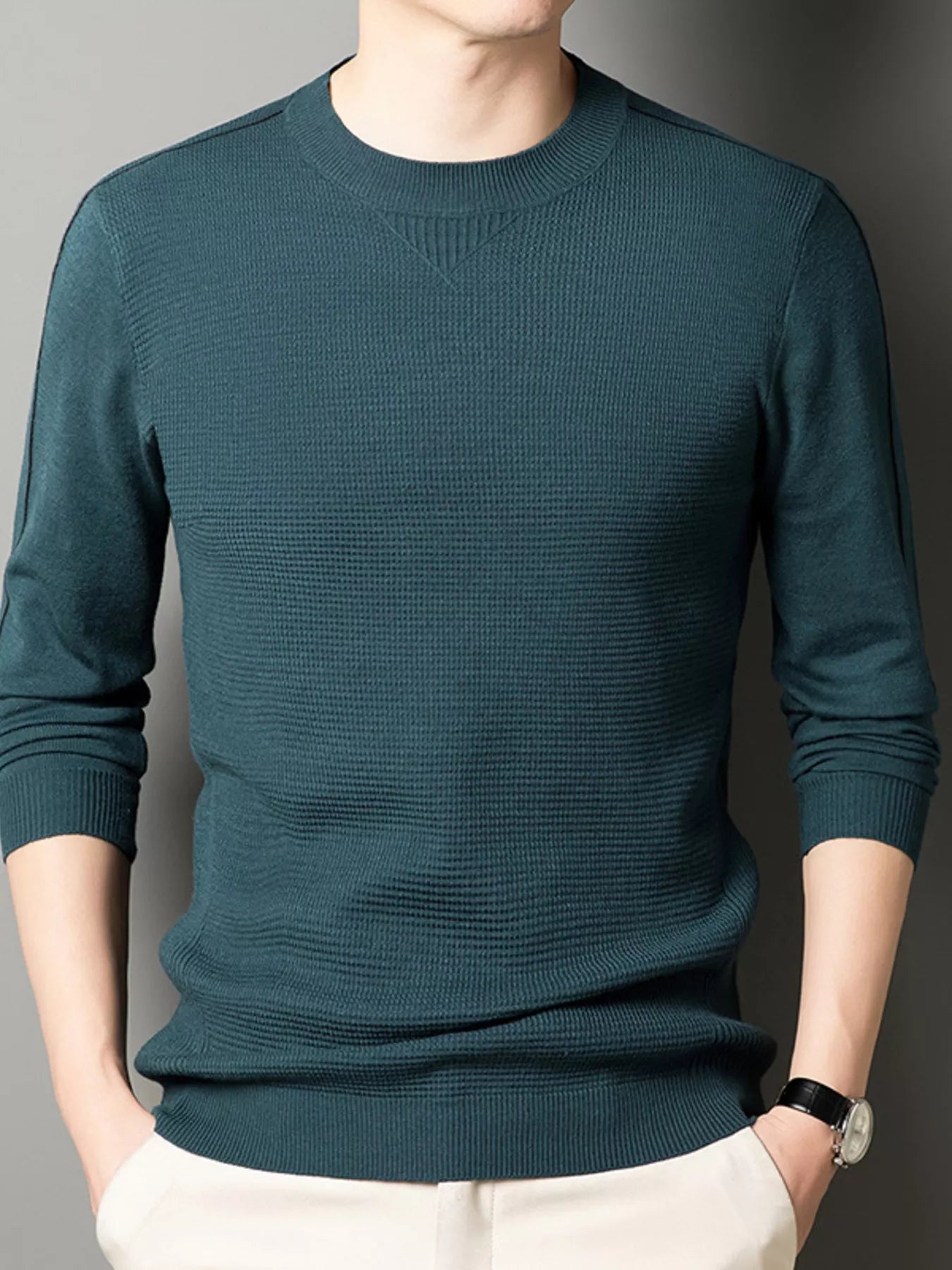 Men's Lightweight Fit Crew Neck Sweater