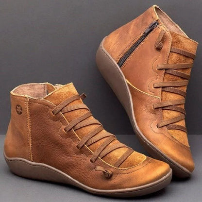CuraLace – Orthopedic Lace-Up Comfort Boots