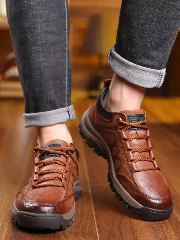 Classic Mens Leather Hiking Boots - BritishElegance