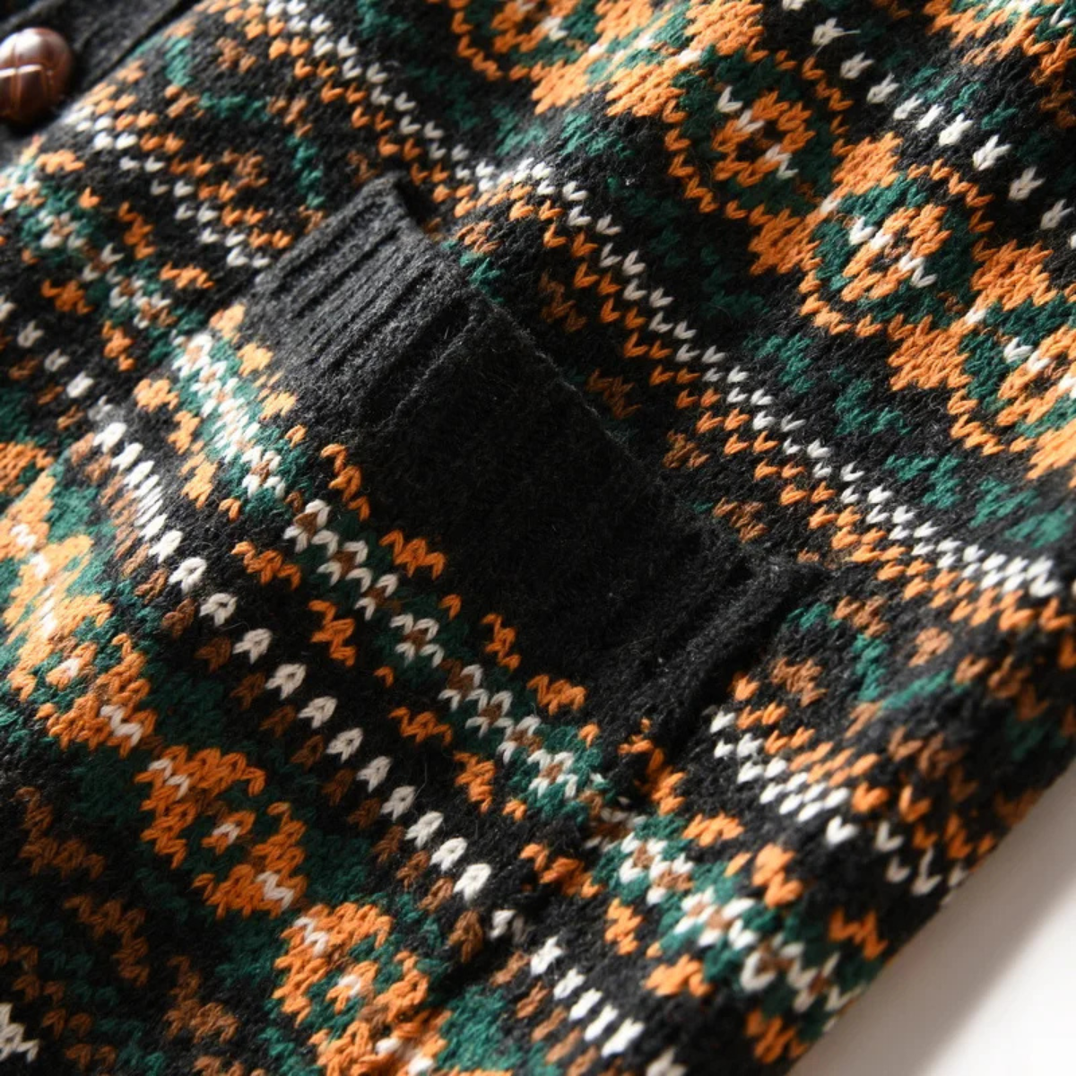 Men’s Patterned V Neck Knit Cardigan
