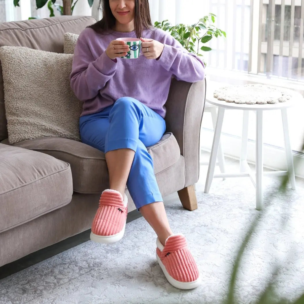 CosyPlush | Boutique Fluffy Slippers – Ultra-Soft, Non-Slip & Warm Winter Comfort