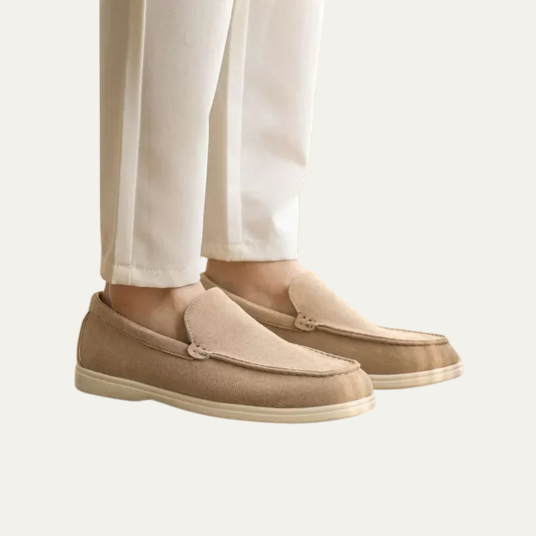Men’s Suede Driving Moccasins with Metal Keeper Detail