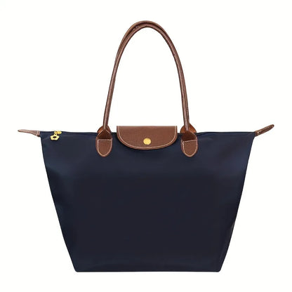 Trendy handbag for women - ideal for everyday life and travel
