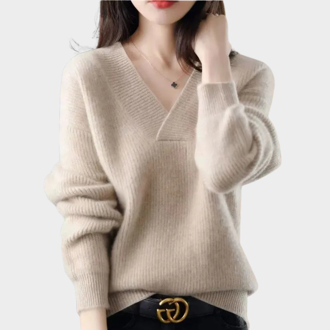 Amber – Women's V-Neck Loose Fit Sweater
