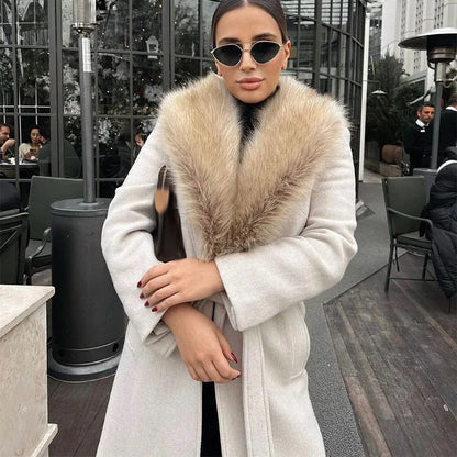 Marie | Elegant Women's Coat with Fur Collar