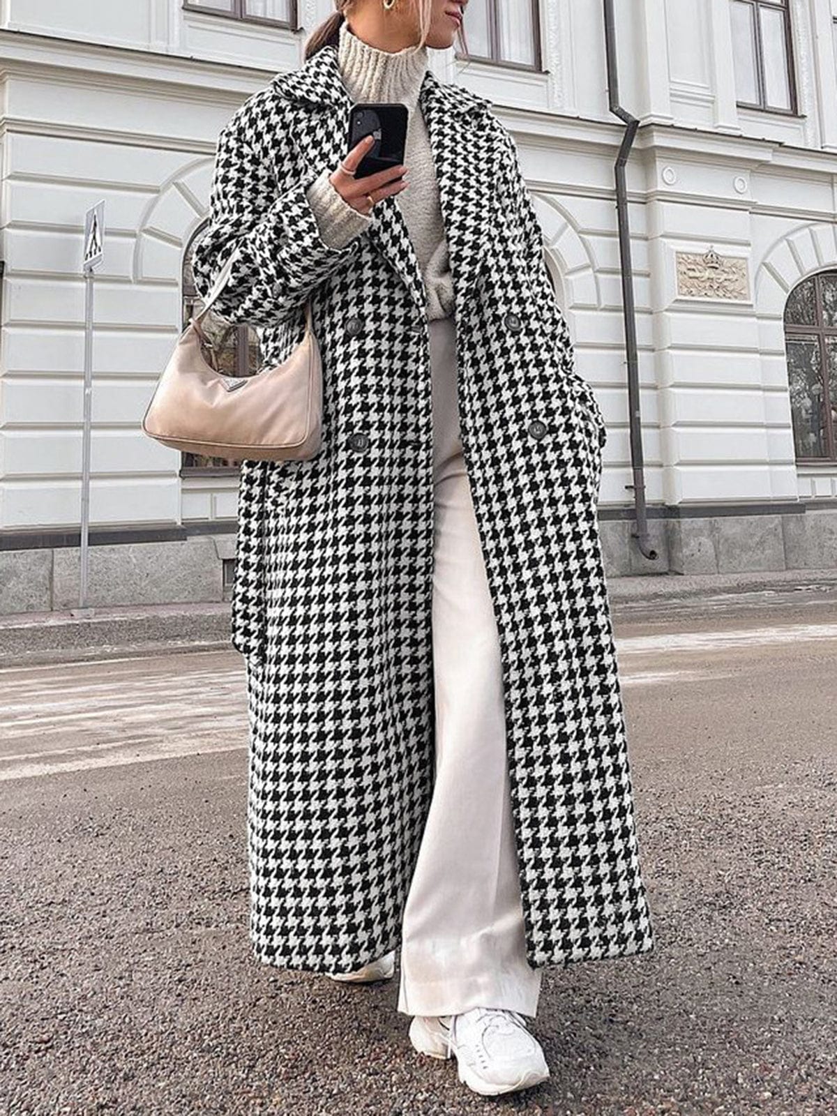 Relaxed Fit Women's Maxi Winter Coat - BritishElegance