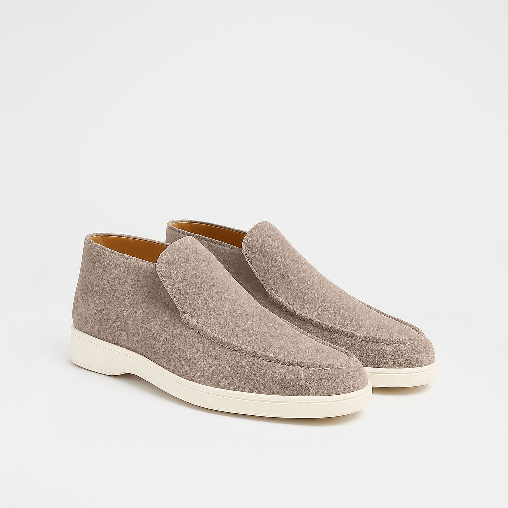 Men’s Minimal Suede Moc Toe Slip On Chukka