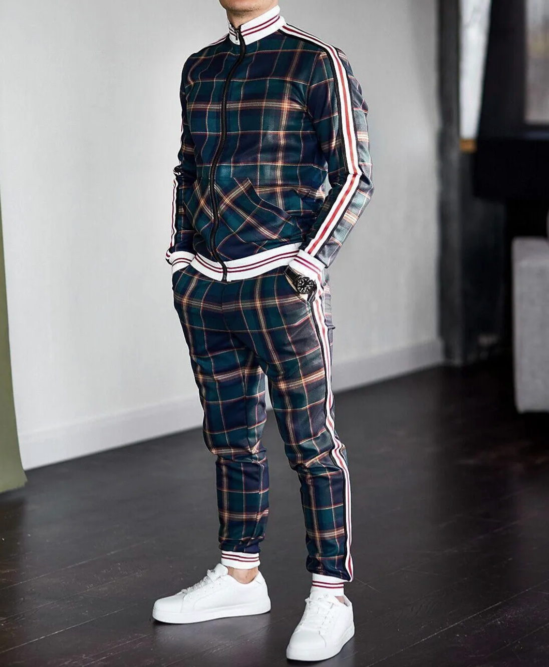 Men's Checked Sportswear Tracksuit Set with Contrast Cuffs - BritishElegance
