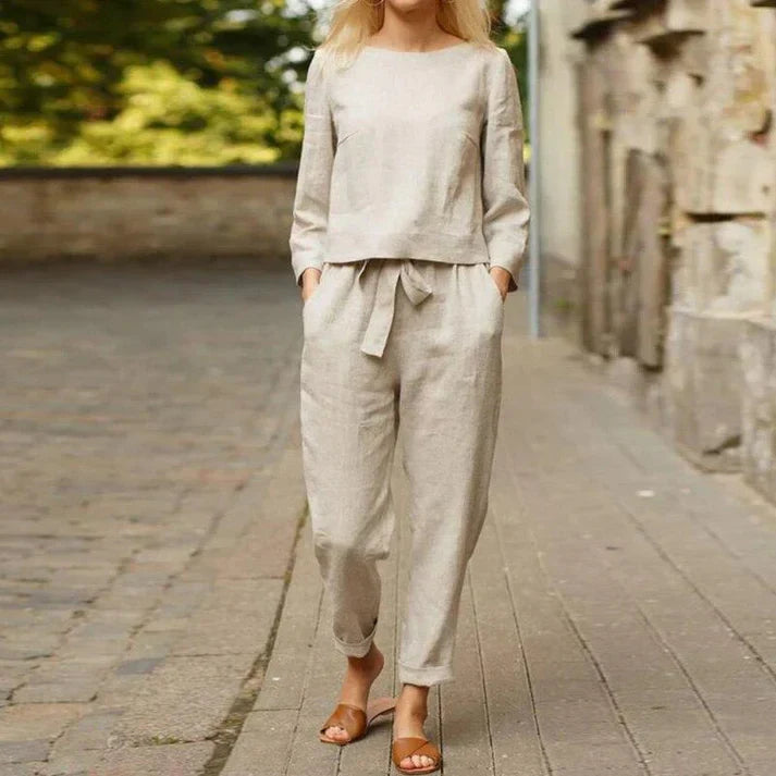 Linen Shirt and Trousers Set: Bjarka