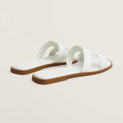 Black Flat Sandals for Women with Adjustable Straps and Ergonomic Footbed – Stylish Cut Out Design