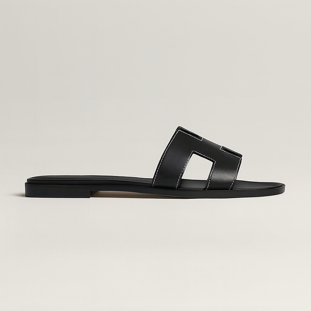 Black Flat Sandals for Women with Adjustable Straps and Ergonomic Footbed – Stylish Cut Out Design