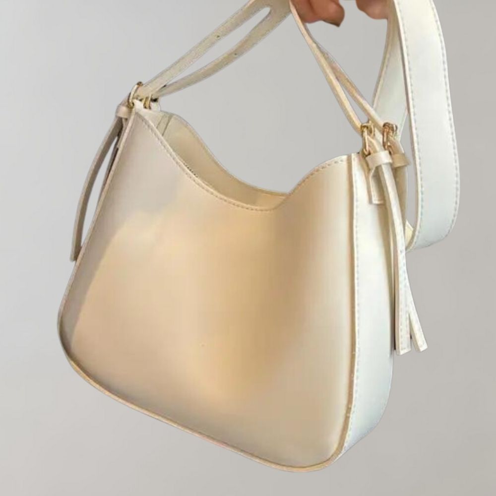 Minimalist women's crossbody bag: stylish & practical
