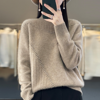 Cozy Women's Crew Neck Long Sleeve Pullover