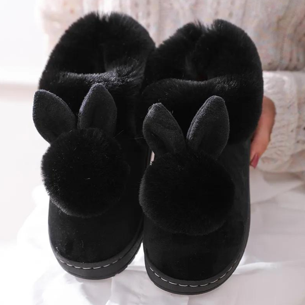 Luxurious and Fluffy Women's Slippers: Ultimate Comfort