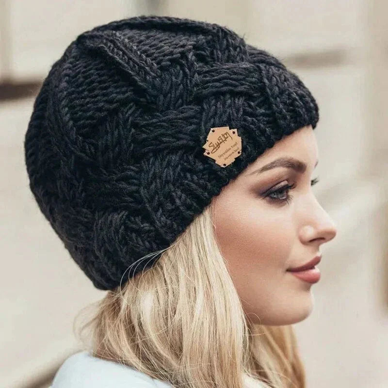 Soft and fashionable knitted beanie for men and women