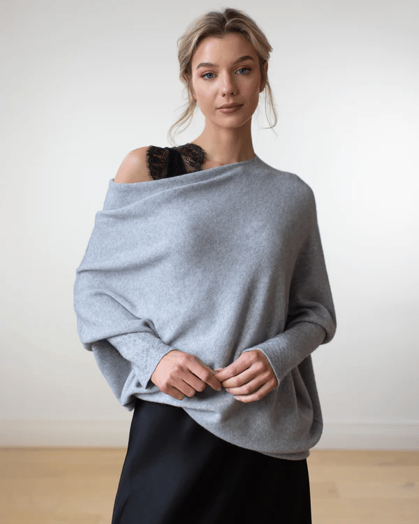 Clara | Off-Shoulder Women's Jumper