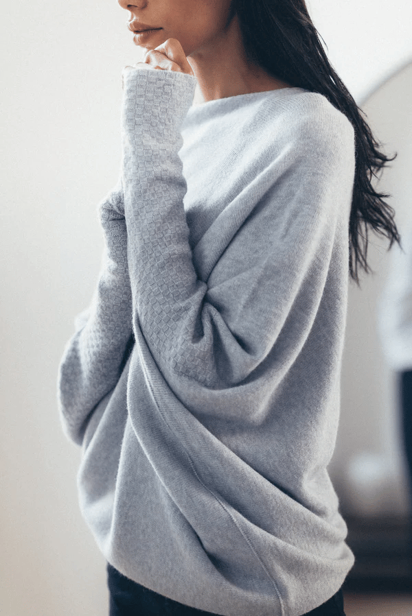 Clara | Off-Shoulder Women's Jumper