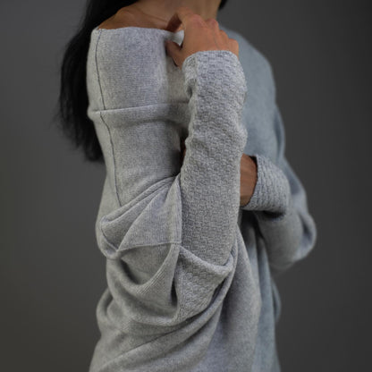 Clara | Off-Shoulder Women's Jumper