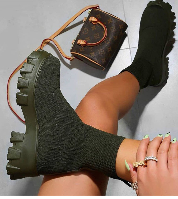 Comfortable Women's Winter Boots - Stylish and Warm Footwear for Cold Weather