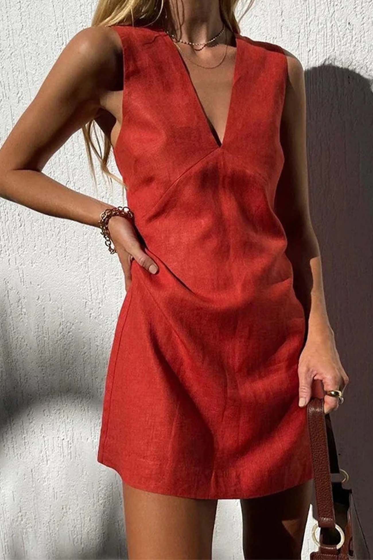 Women's Casual Sleeveless Summer Dress with V Neck - BritishElegance