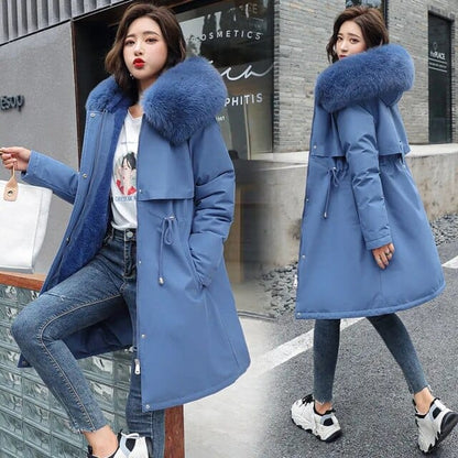 Daria – Women Long Fur Coat