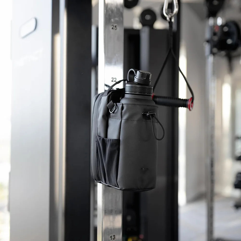 Strong Magnetic Sports Bag For Easy Open Access - BritishElegance