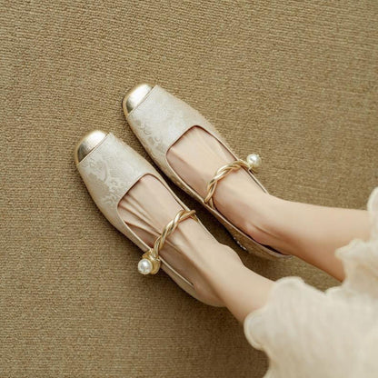 Corinna – Timeless Women’s Classic Pumps