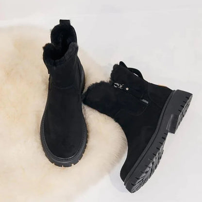 Elegant boots for warm feet