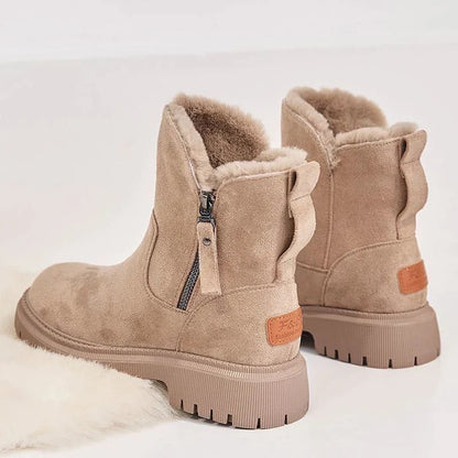 Elegant boots for warm feet