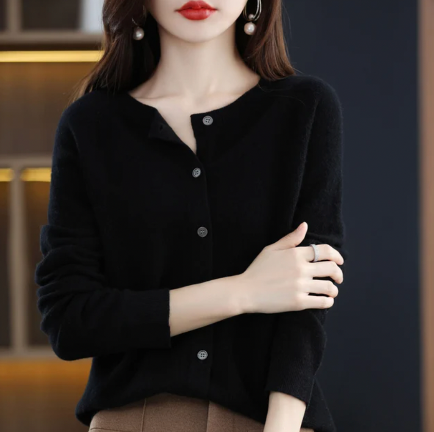 Women’s Classic Wool Knit Cardigan