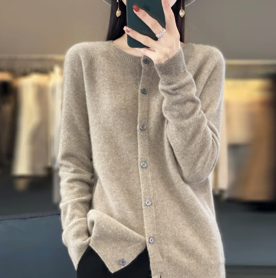 Women’s Classic Wool Knit Cardigan