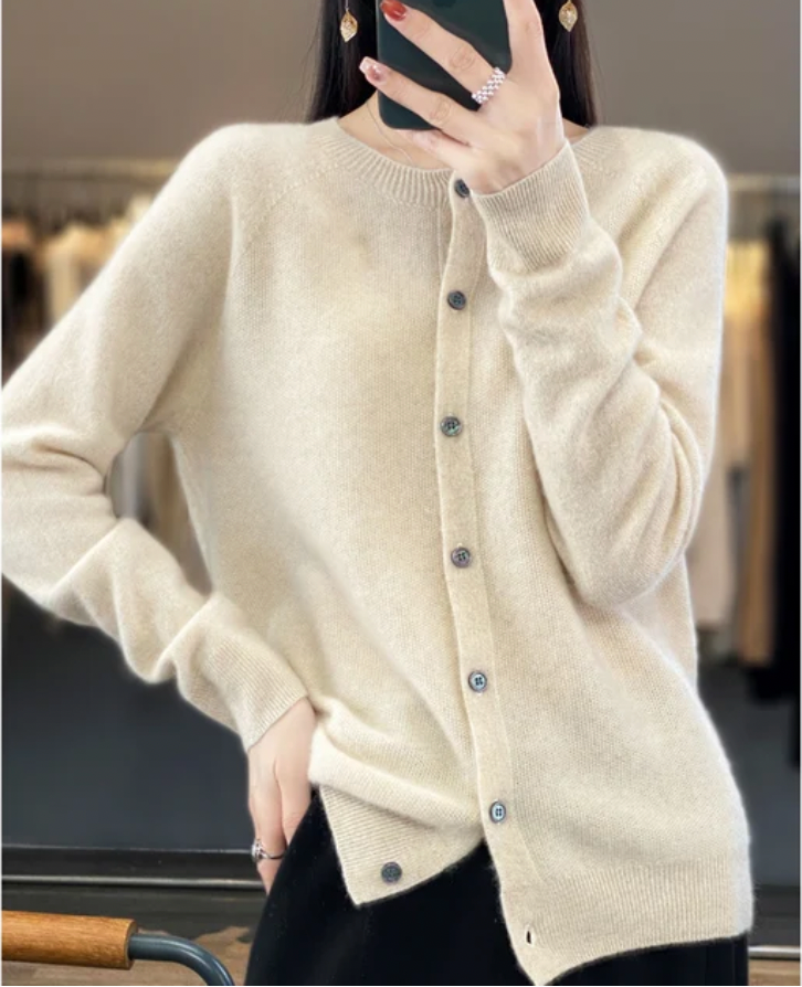 Women’s Classic Wool Knit Cardigan