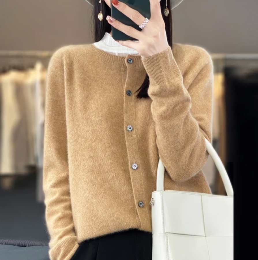 Women’s Classic Wool Knit Cardigan