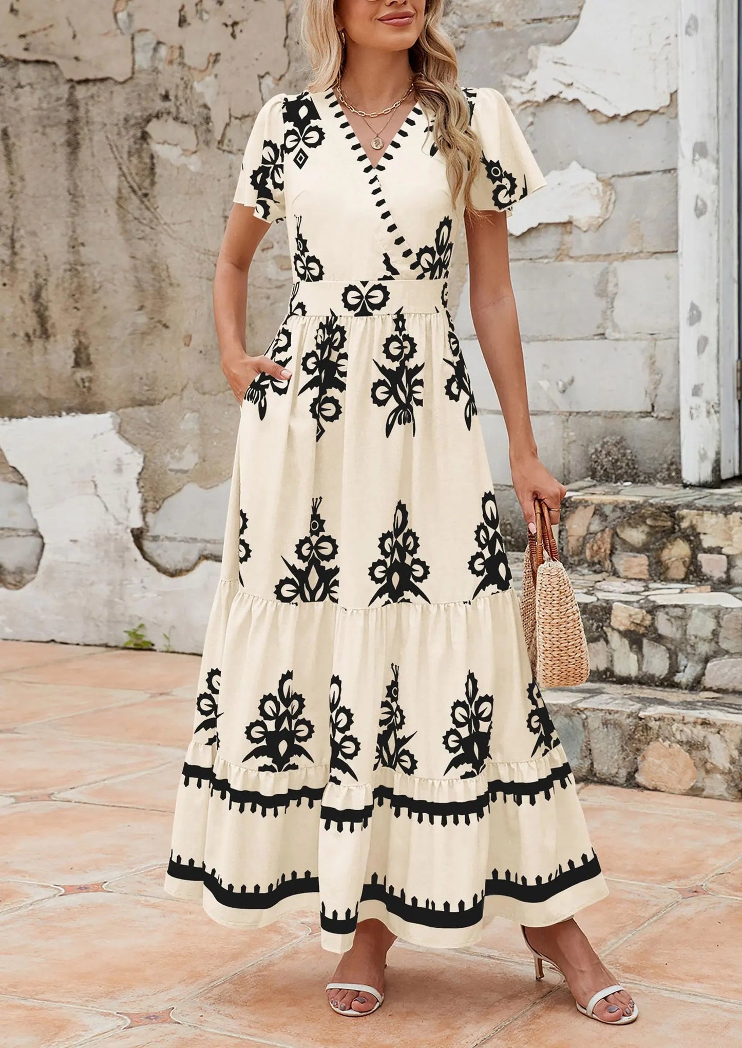Casual V Neck Boho Flowy A-line Bell Sleeve Tiered Floral Maxi Dresses with Pocket