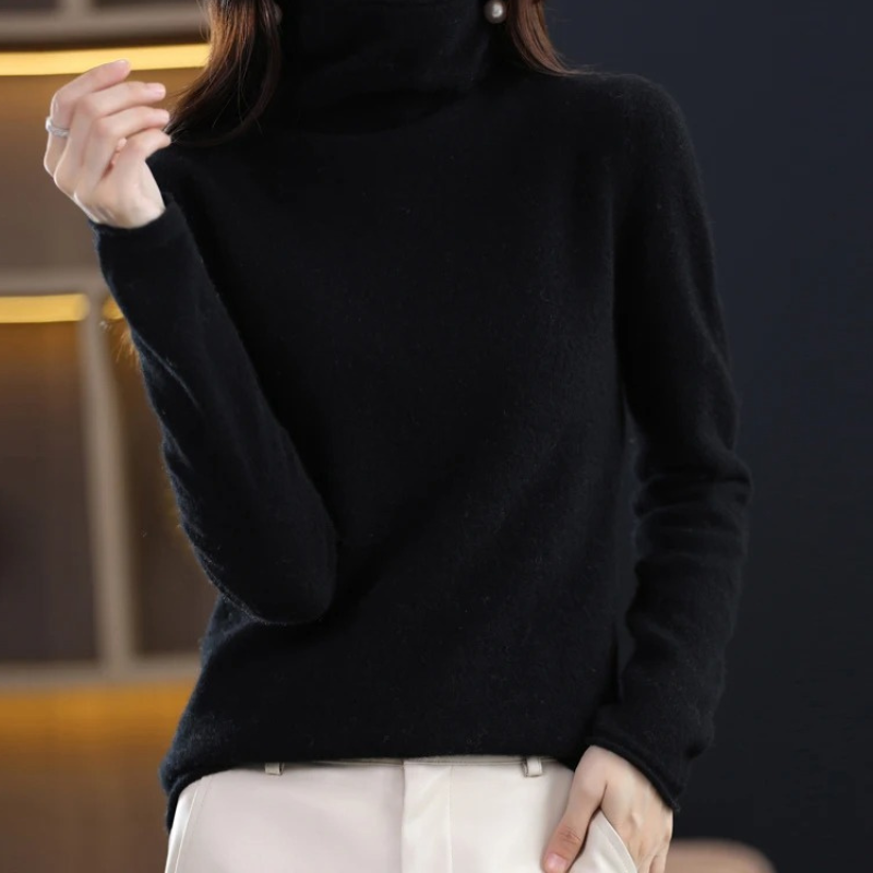 Florence – Women's Lightweight Turtleneck Sweater