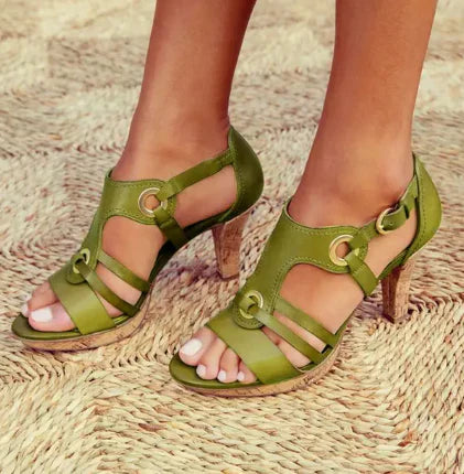Mary: Comfortable heeled sandals