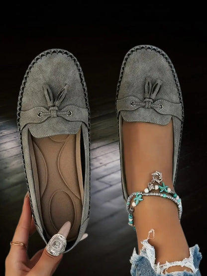 Gwenda | Vintage Women's Moccasin Slippers with Orthopedic Footbed and Soft Padding