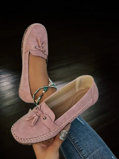 Gwenda | Vintage Women's Moccasin Slippers with Orthopedic Footbed and Soft Padding