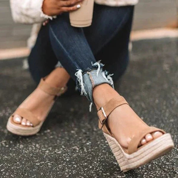 Comfortable Lisa Wedge Shoes
