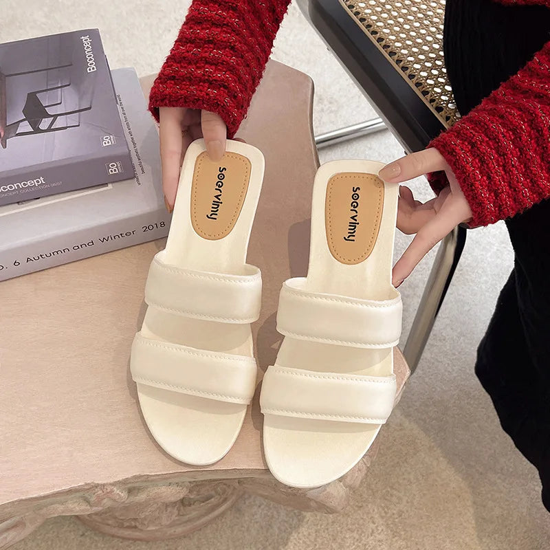 Comfortable Summer Slip Resistant Flat Sandals