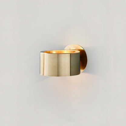 Luxury Metal Lantern Wall Light - BritishElegance