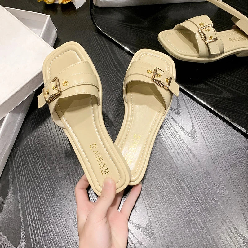 Comfortable Water Resistant Slip On Slippers