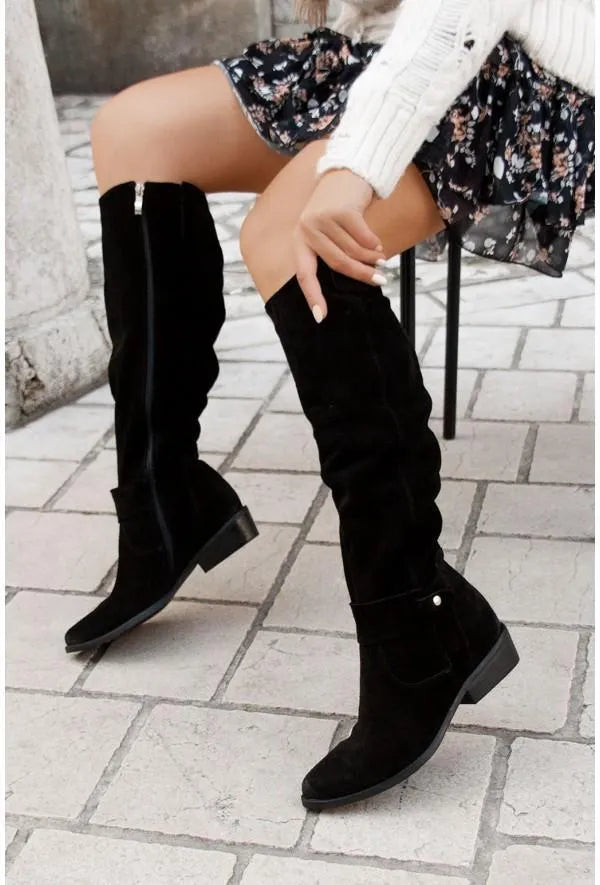 Monochrome knee-high rain boots
