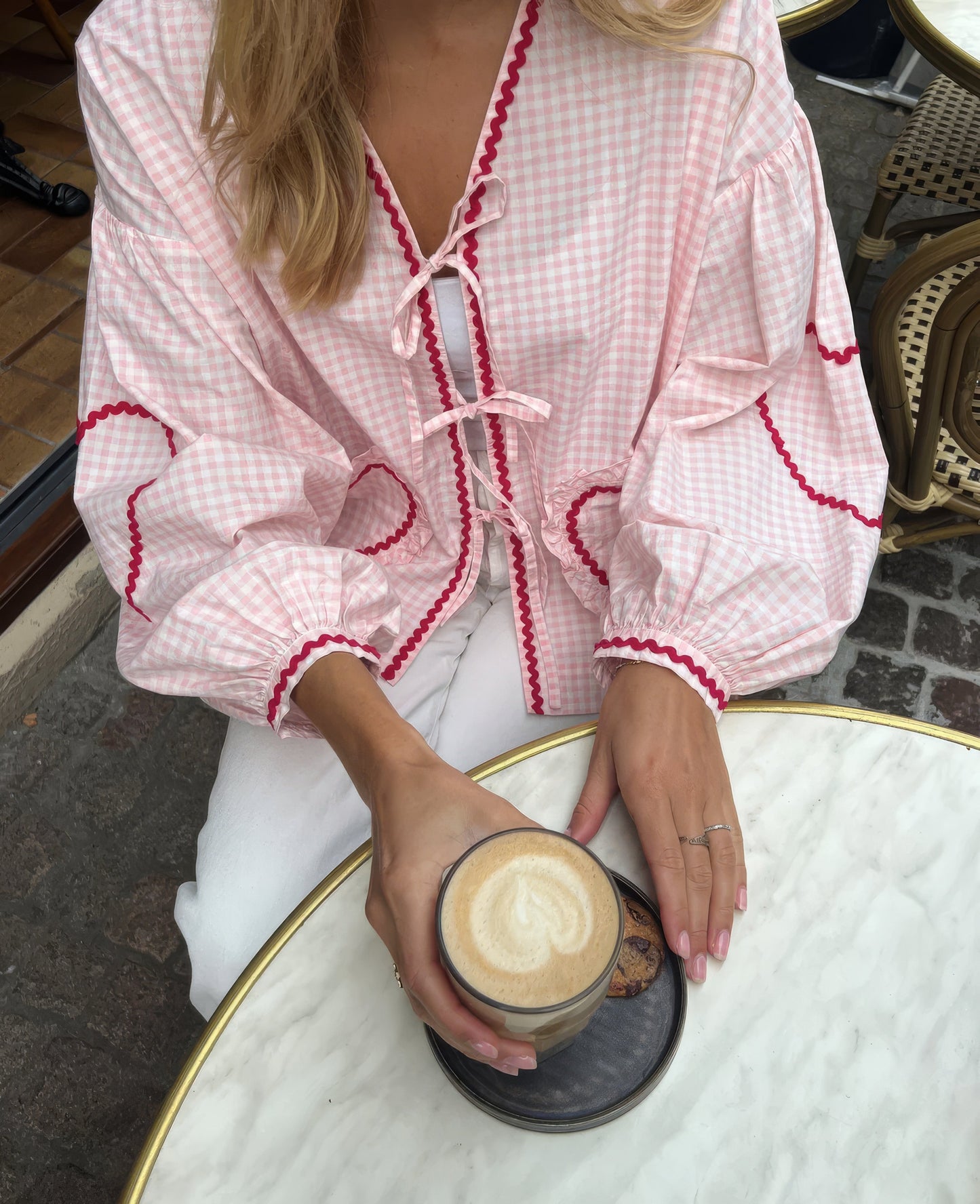Beautiful Love Heart Top for Fashionable Ladies - BritishElegance