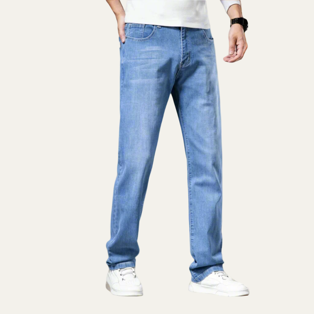 Men’s Classic Straight Leg Denim Jeans