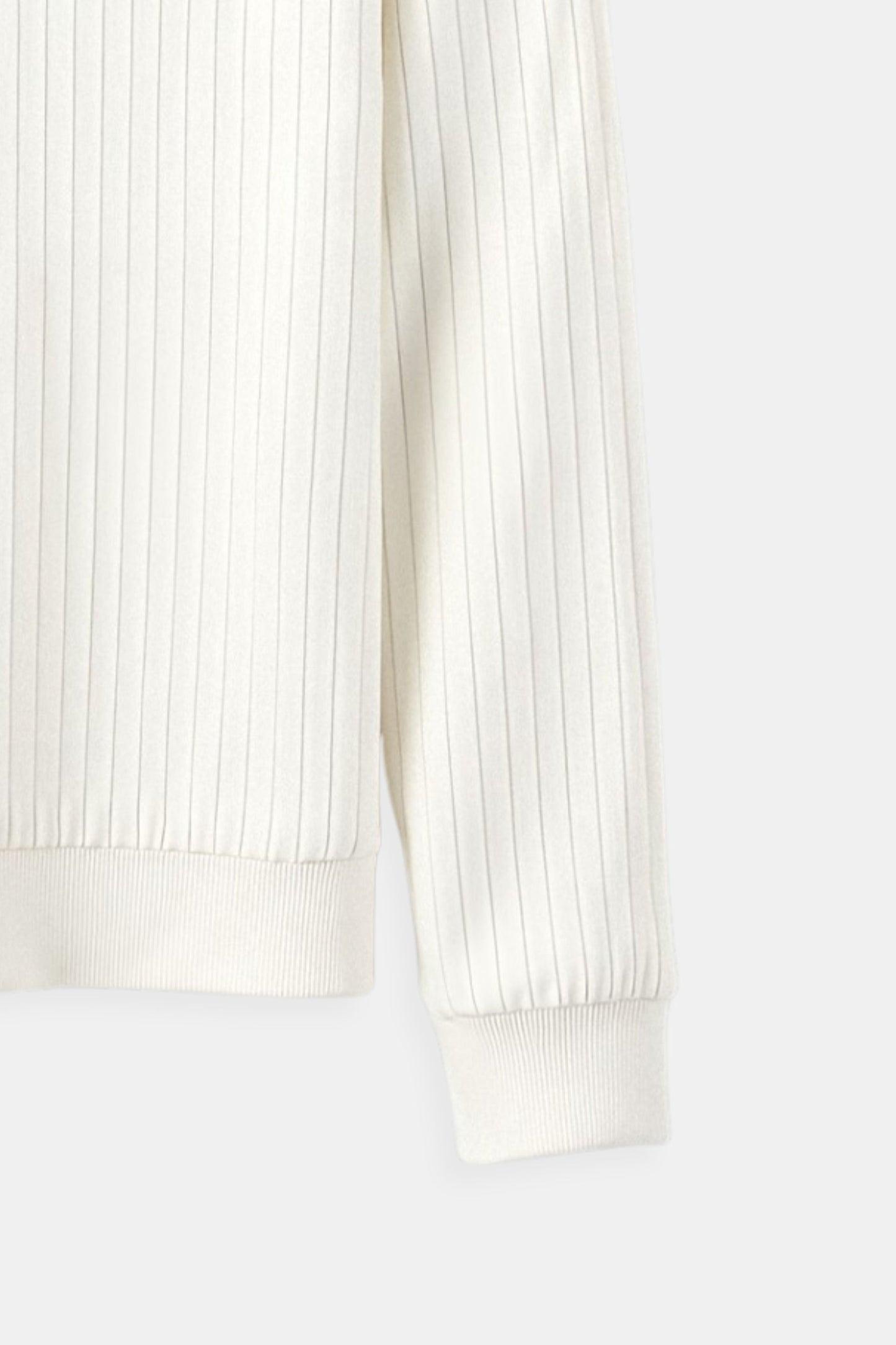 Knit Sweater – Ribbed Long Sleeve & Steady Warmth And Shape