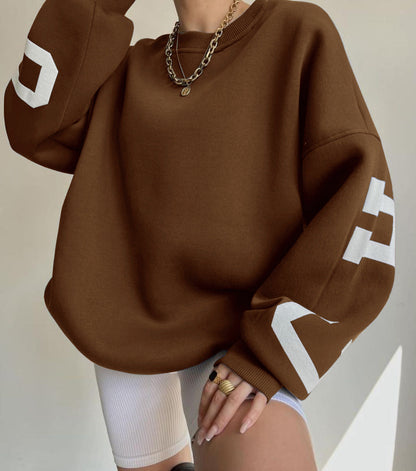 Knit Sweater - Soft Blend Oversized Cut And Easy Layering