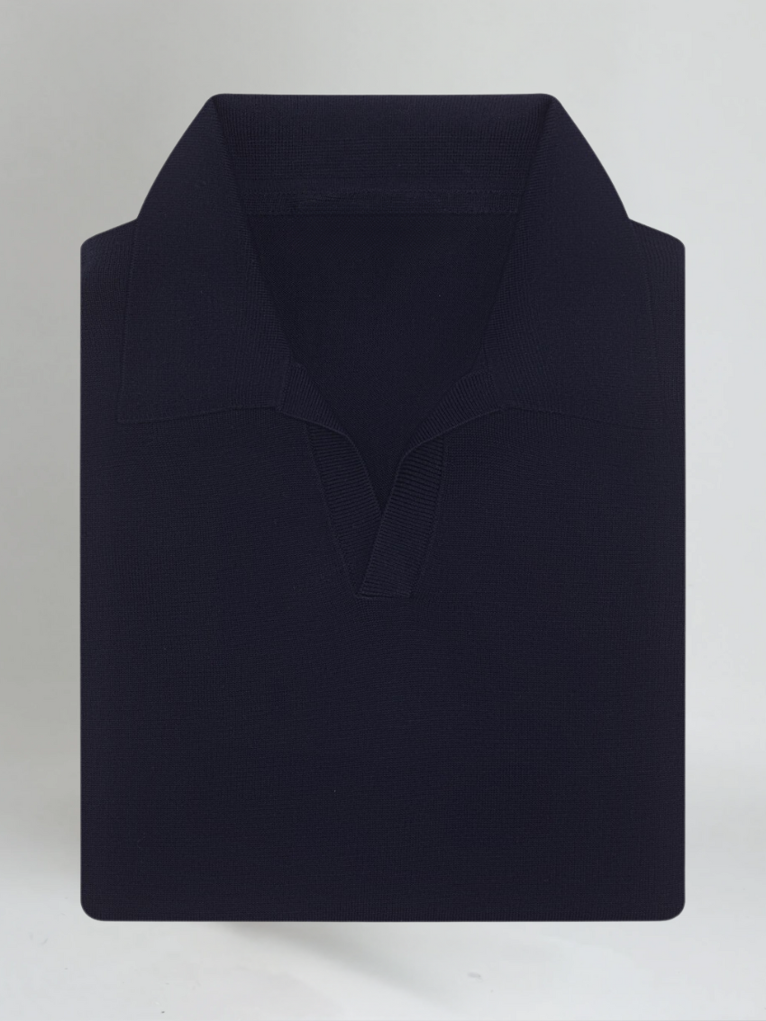 Knitted Polo Shirt - Buttonless Collar And Flexible Shape