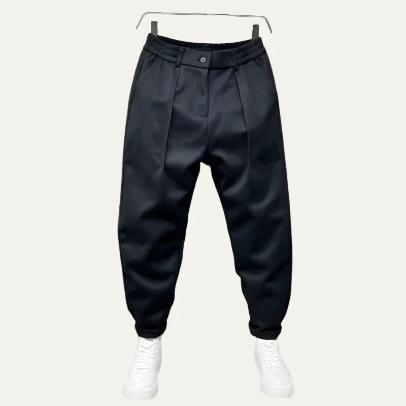 Men’s Voluminous Pleated Tapered Trousers