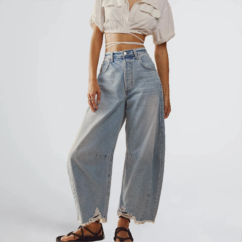 Classic Straight Leg Women's Jeans